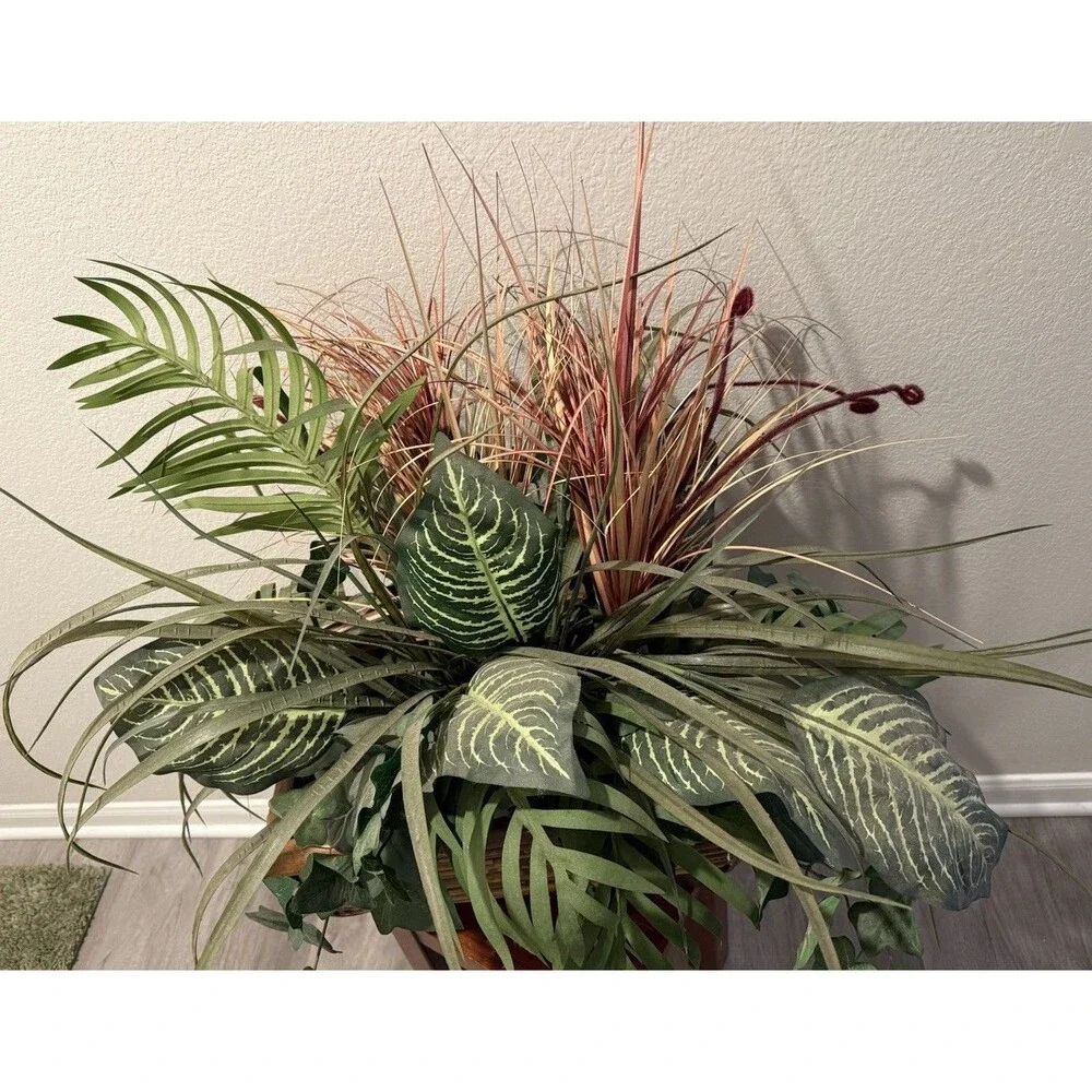 Unbranded this arrangements